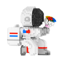 Laden Sie das Bild in den Galerie-Viewer, Pädagogisches Astronaut-Bausteinspielzeug für Kinder