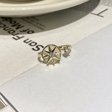 Laden Sie das Bild in den Galerie-Viewer, Rotierender Achtzackiger Sternring