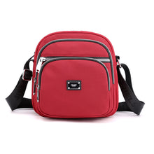 Laden Sie das Bild in den Galerie-Viewer, Einfarbige kleine quadratische Umhängetasche aus Nylon