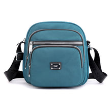 Laden Sie das Bild in den Galerie-Viewer, Einfarbige kleine quadratische Umhängetasche aus Nylon