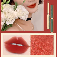 Laden Sie das Bild in den Galerie-Viewer, Samtmatter wasserfester schweißfester Lippenstift