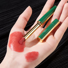 Laden Sie das Bild in den Galerie-Viewer, Samtmatter wasserfester schweißfester Lippenstift