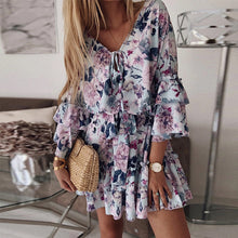 Laden Sie das Bild in den Galerie-Viewer, Sommerliches Blumenkleid Aus Chiffon
