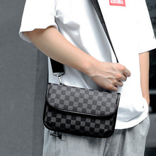 Laden Sie das Bild in den Galerie-Viewer, Stilvolle Handytasche Umhängetasche für Herren