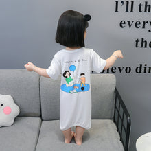 Laden Sie das Bild in den Galerie-Viewer, Süßes Cartoon-Sommer-Nachthemd Für Kinder