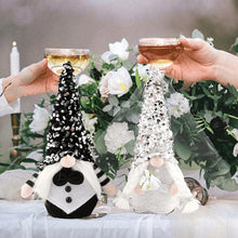 Laden Sie das Bild in den Galerie-Viewer, Süßes Und Niedliche Zwerg-Ornament Für Hochzeit