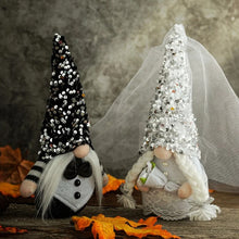Laden Sie das Bild in den Galerie-Viewer, Süßes Und Niedliche Zwerg-Ornament Für Hochzeit