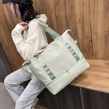 Laden Sie das Bild in den Galerie-Viewer, Tragbare leichte Reisetasche mit großem Fassungsvermögen