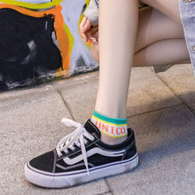 Laden Sie das Bild in den Galerie-Viewer, Transparente Farbige Socken Für Frühling/Sommer