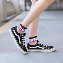 Laden Sie das Bild in den Galerie-Viewer, Transparente Farbige Socken Für Frühling/Sommer