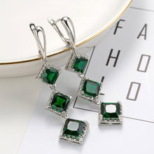 Laden Sie das Bild in den Galerie-Viewer, Übertrieben Lange Zirkonohrringe