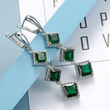 Laden Sie das Bild in den Galerie-Viewer, Übertrieben Lange Zirkonohrringe