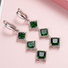 Laden Sie das Bild in den Galerie-Viewer, Übertrieben Lange Zirkonohrringe