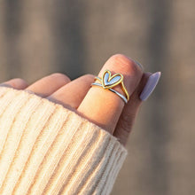 Laden Sie das Bild in den Galerie-Viewer, Unregelmäßiger Herz-Ring