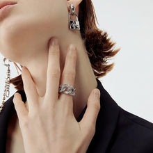 Laden Sie das Bild in den Galerie-Viewer, Verstellbarer modischer einfacher Diamant Kubikzirkonia Ring