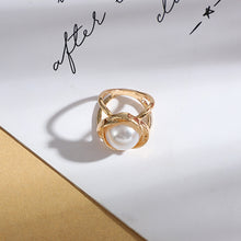 Laden Sie das Bild in den Galerie-Viewer, Einfache Elegante Seidenschalschnalle