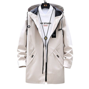 Mittellanger Trenchcoat mit Kapuze