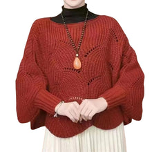 Laden Sie das Bild in den Galerie-Viewer, Strickschal mit Fledermausärmeln