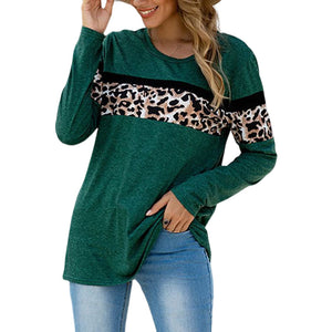 Langärmliges getäfeltes T-Shirt mit Leopardenmuster