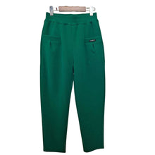 Laden Sie das Bild in den Galerie-Viewer, Einfarbige Lockere Samthose für Damen