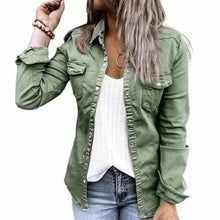 Laden Sie das Bild in den Galerie-Viewer, Einfarbige Plissierte Jeansjacke mit Reverskragen