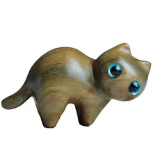 Laden Sie das Bild in den Galerie-Viewer, Handgefertigte holzgeschnitzte Katze