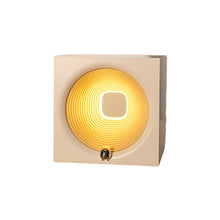 Laden Sie das Bild in den Galerie-Viewer, C34 Zeitmaschinen Lautsprecher