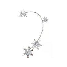 Laden Sie das Bild in den Galerie-Viewer, Modische vielseitige Schneeflowerohrringe