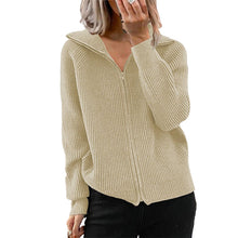 Laden Sie das Bild in den Galerie-Viewer, Locker gestrickter Pullover mit Reißverschluss am Revers