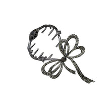 Laden Sie das Bild in den Galerie-Viewer, Bogenknoten leicht-Luxus-Haarspange