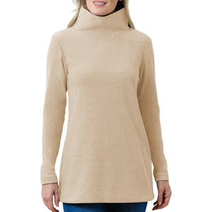 Einfarbiger Rollkragenpullover mit Tasche