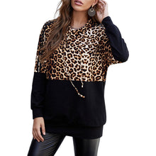 Laden Sie das Bild in den Galerie-Viewer, Sweatshirt mit Leopardenmuster
