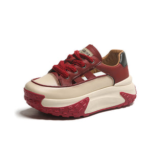 Loafer mit dicken Sohlen und Ausschnitten