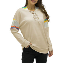 Laden Sie das Bild in den Galerie-Viewer, Langärmliges T-Shirt mit Schnürung und Kapuze