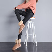 Laden Sie das Bild in den Galerie-Viewer, Doppelte Fleece-Thermo Jeans Hose