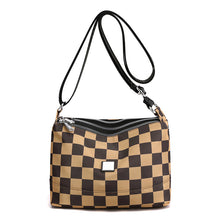 Laden Sie das Bild in den Galerie-Viewer, Exquisite vielseitige modische wasserdichte karierte Umhängetasche aus Nylon