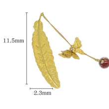 Laden Sie das Bild in den Galerie-Viewer, Feder-Lesezeichen aus Metall