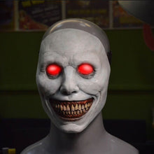 Laden Sie das Bild in den Galerie-Viewer, Gruselige Halloween Maske - Lächelnder Dämon