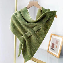 Laden Sie das Bild in den Galerie-Viewer, Modischer Strickschal aus Wolle