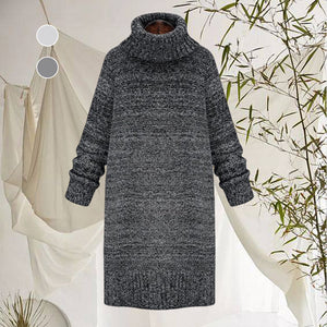 Mittellanges Strickkleid mit Rollkragen