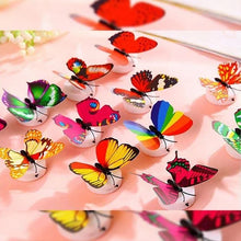 Laden Sie das Bild in den Galerie-Viewer, Leuchtender Schmetterling Wandaufkleber
