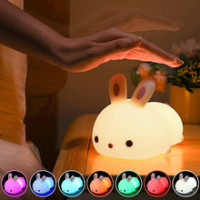 Laden Sie das Bild in den Galerie-Viewer, Kaninchenförmiges Nachtlicht aus Silikon