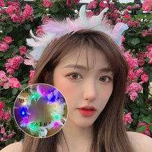 Laden Sie das Bild in den Galerie-Viewer, Weiche LED-Leuchtfederkrone für Mädchen