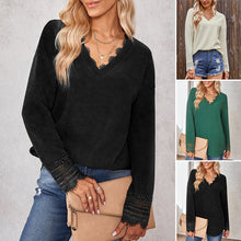 Laden Sie das Bild in den Galerie-Viewer, Strickpullover mit V-Ausschnitt aus Spitze