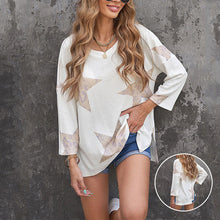 Laden Sie das Bild in den Galerie-Viewer, Langärmliges Lockeres T-Shirt mit Sternendruck