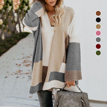 Laden Sie das Bild in den Galerie-Viewer, Lockere Strickjacke mit Farbblockmuster