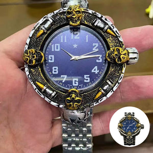 Schädel Armbanduhr