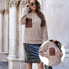 Laden Sie das Bild in den Galerie-Viewer, Plüsch-Sweatshirt mit Rundhalsausschnitt und Taschen