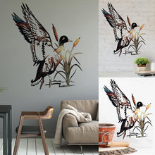 Laden Sie das Bild in den Galerie-Viewer, Wildente Deko-Anhänger aus Metall