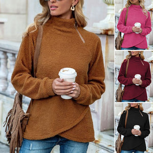 Asymmetrisches Rollkragen-Plüschsweatshirt